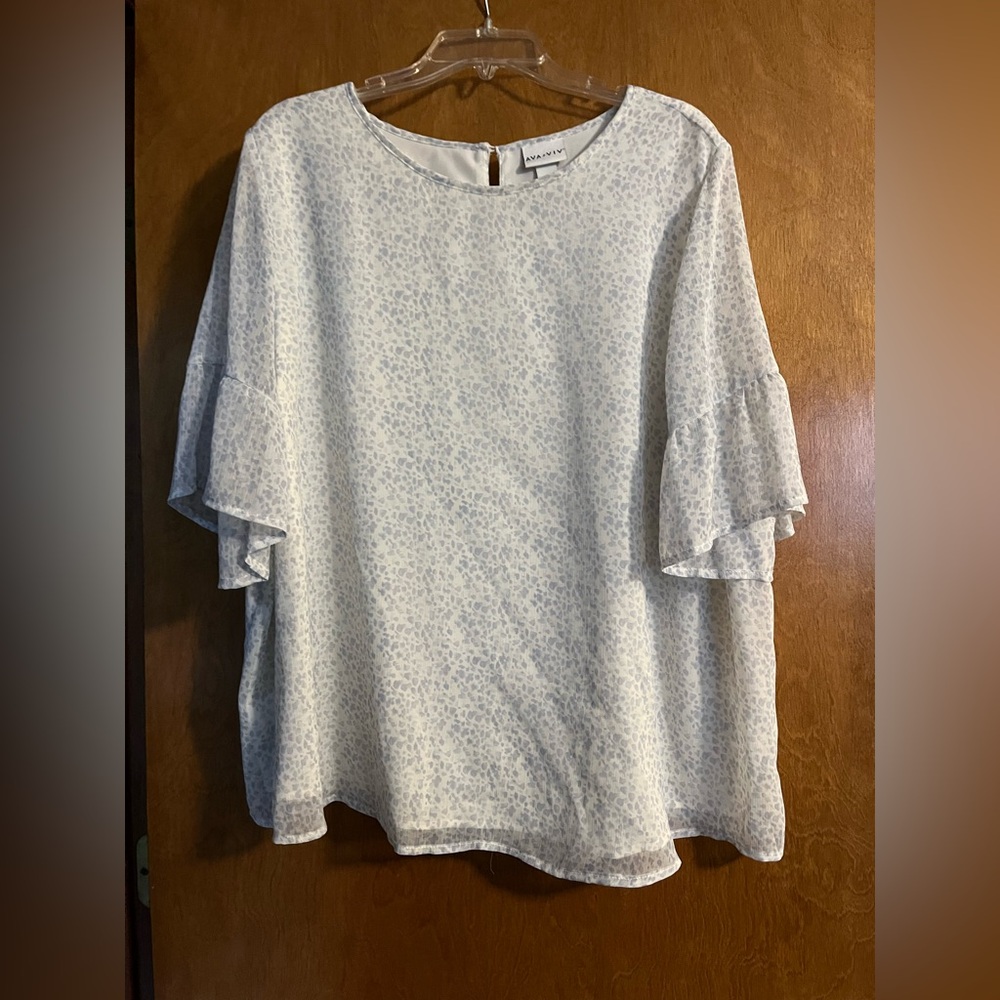 Avenue White and Blue Patterned Blouse